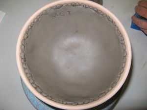 smooth clay inside press mould